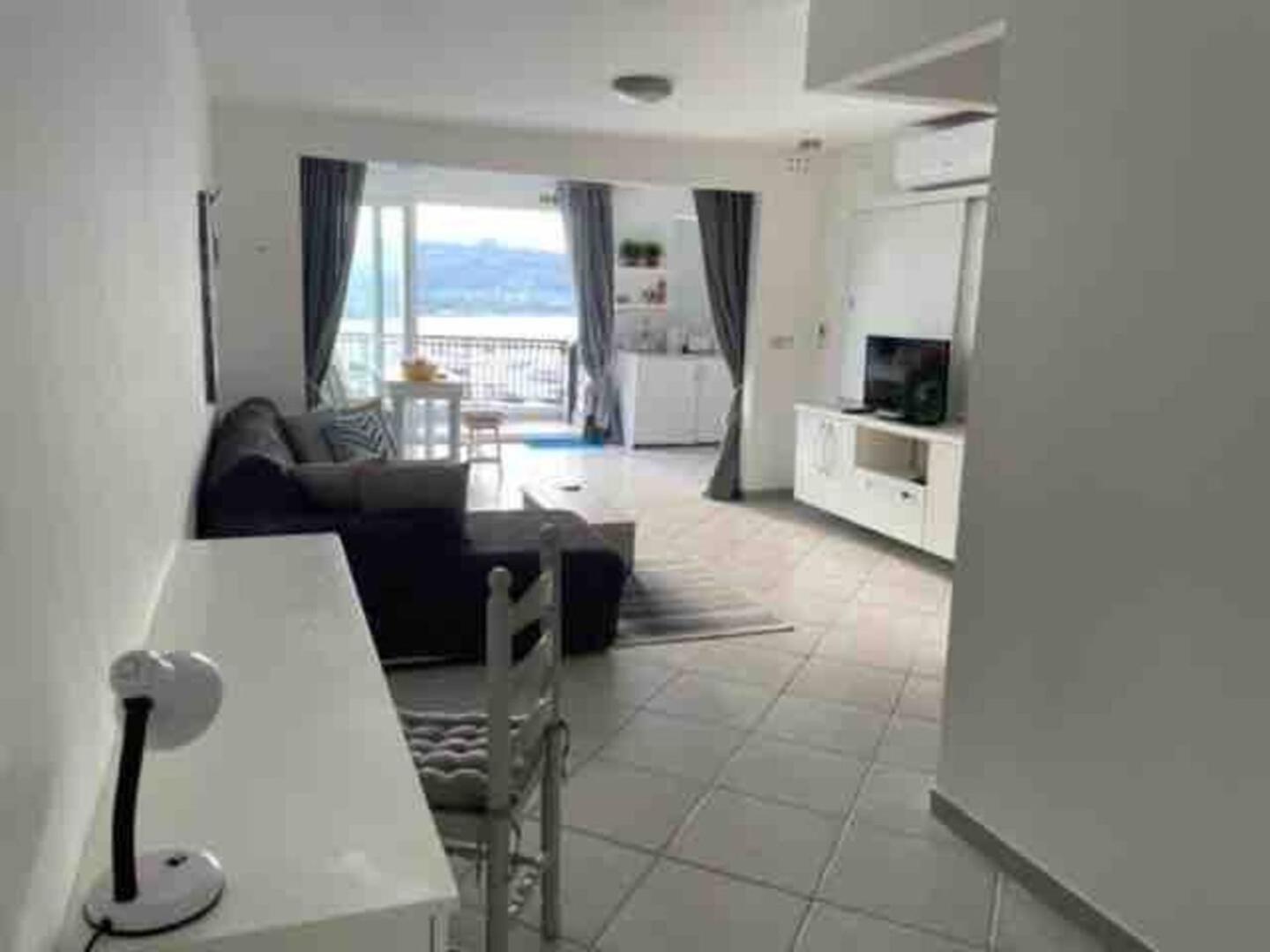 3Bed Melliehabay W Incredible Views By Homely Exterior foto